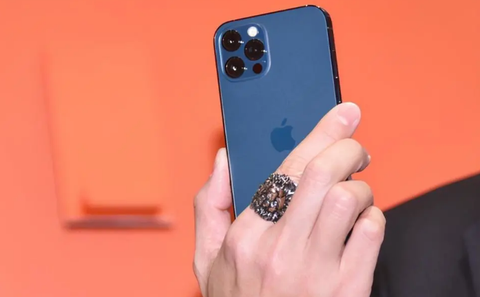 响水苹果手机维修分享iPhone12系列重启方法教程 